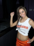 Val Midwest Hooters #1