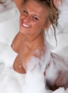 Kendra Rain bubble bath #11