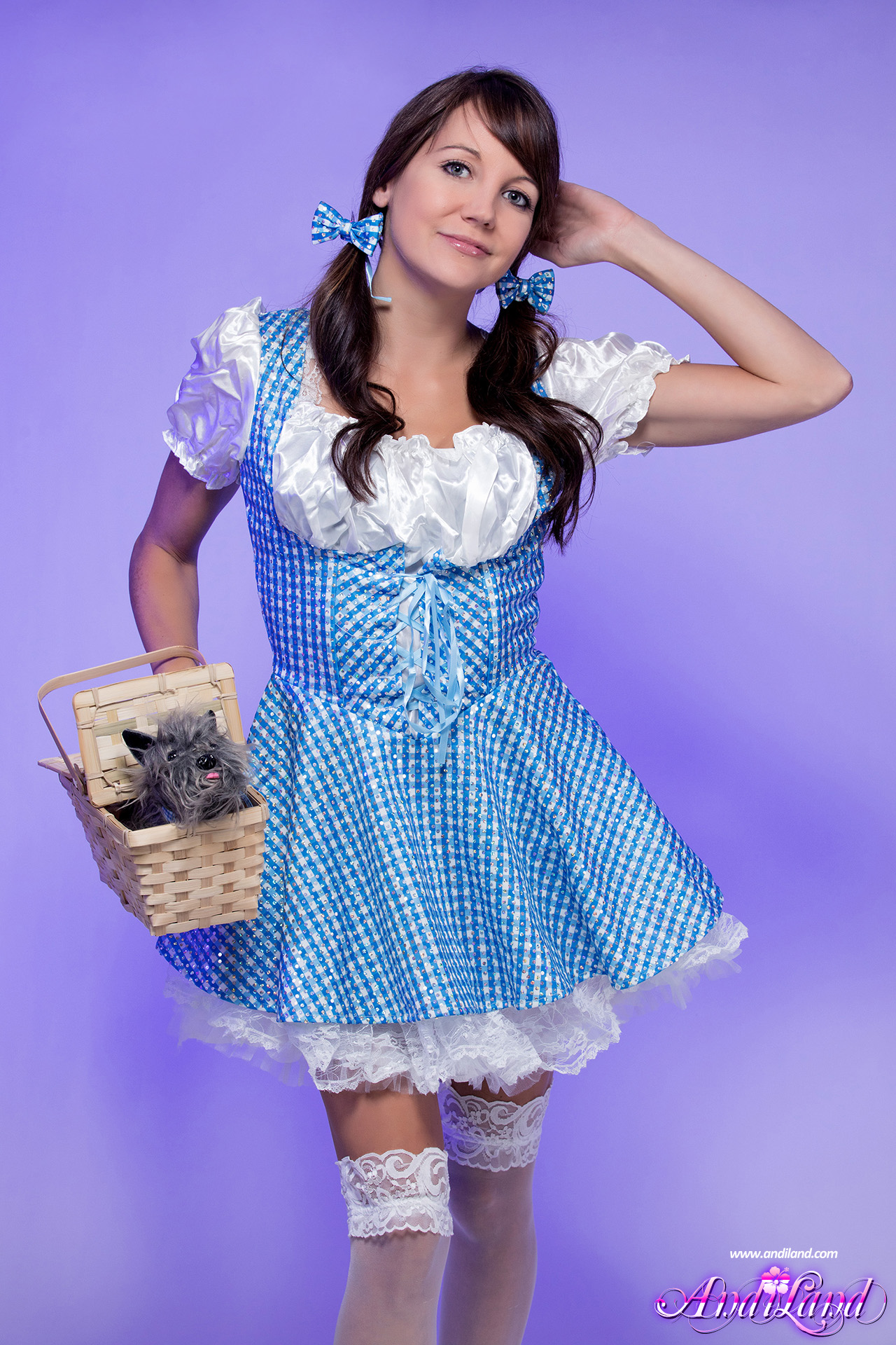 Dorothy Costume Porn - Wizard Of Oz Cosplay @ GirlzNation.com